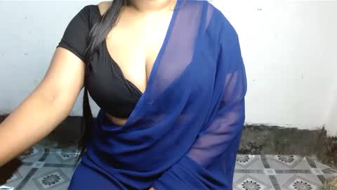 Snapshot of hotmuskan21 chatting on 01/25/25, 11:44 Muskan online show from 01/25/25, 11:44