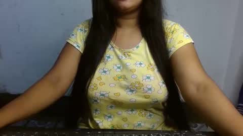 Snapshot of hotmuskan21 chatting on 09/17/25, 05:58 Muskan online show from 09/17/25, 05:58