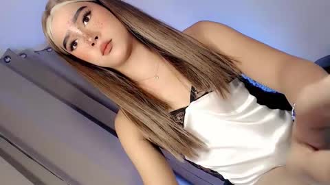 HOT BEATRICE online show from 02/03/26, 07:30