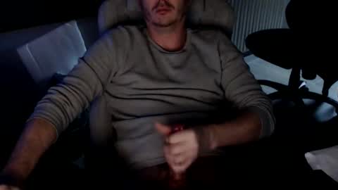 Snapshot of hotnickdk chatting on 02/06/25, 07:13 hotnickdk online show from 02/06/25, 07:13