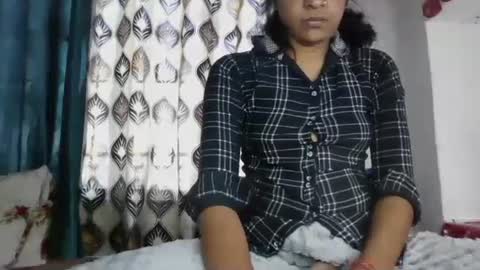 lola online show from 12/11/24, 07:31