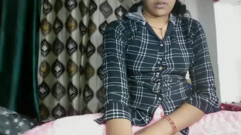 lola online show from 12/13/24, 02:49