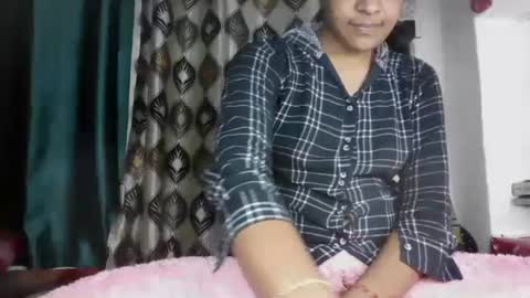 lola online show from 01/19/25, 01:55