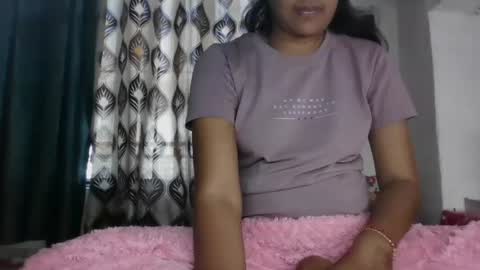 lola online show from 02/28/25, 09:47