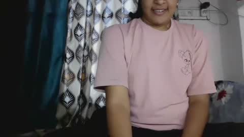 lola online show from 12/19/25, 07:37