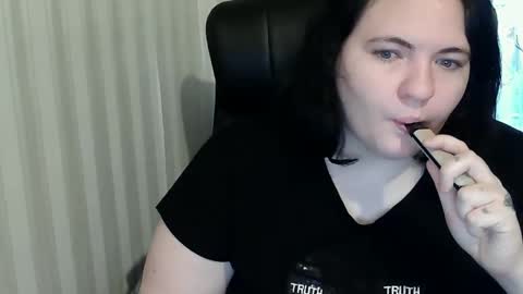 Snapshot of hotpanthers chatting on 10/13/25, 03:01 hotpanthers online show from 10/13/25, 03:01