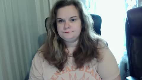 Snapshot of hotpanthers chatting on 10/14/25, 10:16 hotpanthers online show from 10/14/25, 10:16