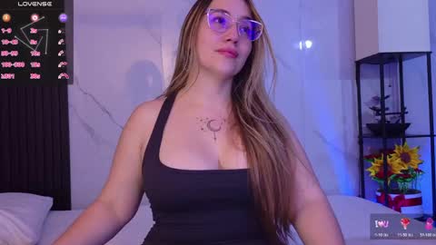 Sussy Bloom  online show from 05/30/26, 03:14