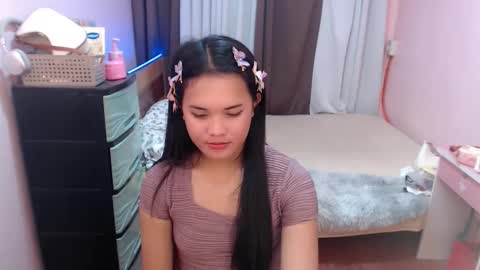 hotpinay_rhowe online show from 02/22/25, 02:06