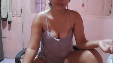 hotpink4u04 online show from 02/03/25, 02:58