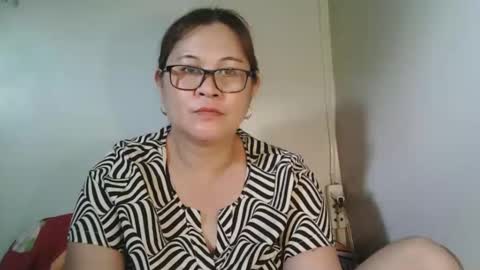 Snapshot of hotpreciousxxx chatting on 02/18/26, 03:02 hotpreciousxxx online show from 02/18/26, 03:02
