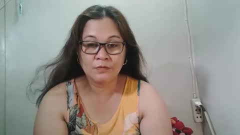 Snapshot of hotpreciousxxx chatting on 02/21/26, 12:33 hotpreciousxxx online show from 02/21/26, 12:33