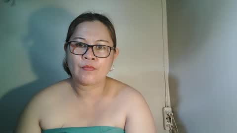 Snapshot of hotpreciousxxx chatting on 03/02/26, 05:41 hotpreciousxxx online show from 03/02/26, 05:41
