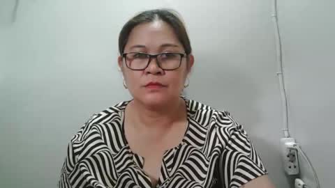 Snapshot of hotpreciousxxx chatting on 03/04/26, 05:46 hotpreciousxxx online show from 03/04/26, 05:46