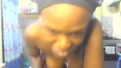 Snapshot of hotsassyqueen219667 chatting on 06/11/26, 08:07 Kichuna online show from 06/11/26, 08:07