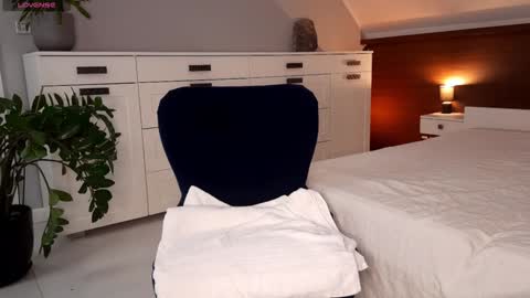 Snapshot of hotsexroom69 chatting on 12/18/24, 02:38 Mola online show from 12/18/24, 02:38