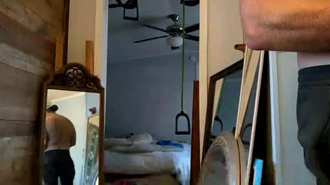 Snapshot of hotsouthernmuscle chatting on 10/13/25, 02:39 Hotsouthernmuscle online show from 10/13/25, 02:39