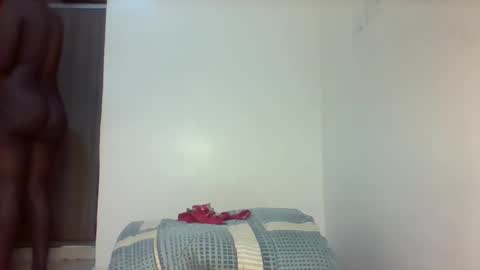 Snapshot of hott_amalia chatting on 11/24/25, 01:11 Amalia online show from 11/24/25, 01:11