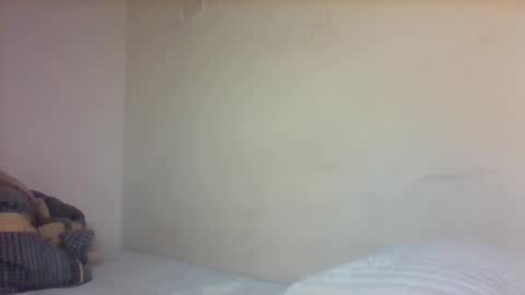 Snapshot of hott_amalia chatting on 11/28/25, 01:47 Amalia online show from 11/28/25, 01:47