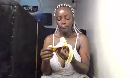 Snapshot of hott_amalia chatting on 01/08/26, 11:45 Amalia online show from 01/08/26, 11:45