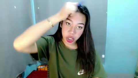 jelaigrande  online show from 02/25/25, 12:36