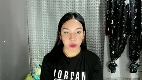 jelaigrande  online show from 05/19/26, 11:05