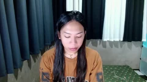 jelaigrande  online show from 07/25/26, 09:40