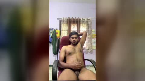 hottamilguy01 online show from 02/08/26, 09:23