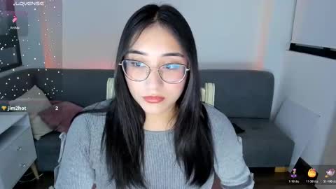 Snapshot of hottbee1 chatting on 11/06/25, 09:59 AMY online show from 11/06/25, 09:59