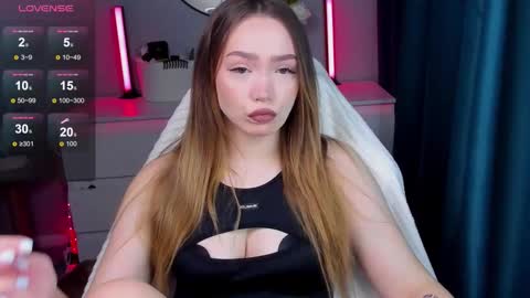 hello Im Eva online show from 10/03/25, 12:13