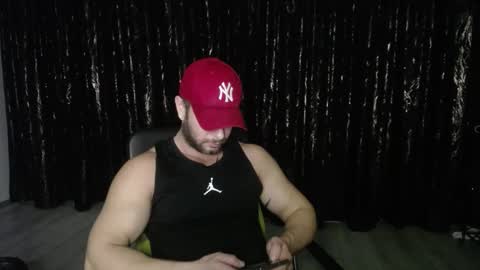 Snapshot of hotterlrg chatting on 01/24/25, 01:35 hotterlrg online show from 01/24/25, 01:35