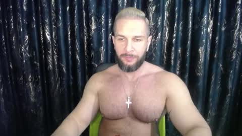 Snapshot of hotterlrg chatting on 03/02/25, 10:59 hotterlrg online show from 03/02/25, 10:59