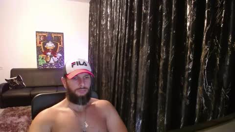 Snapshot of hotterlrg chatting on 09/20/25, 10:44 hotterlrg online show from 09/20/25, 10:44
