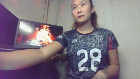 Snapshot of hottestkera69 chatting on 11/05/25, 03:50 kera online show from 11/05/25, 03:50