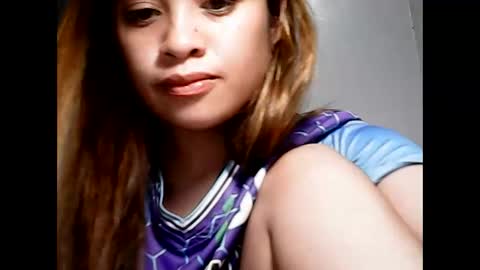 Snapshot of hottie_asianbabe chatting on 12/10/24, 11:54 Leen online show from 12/10/24, 11:54