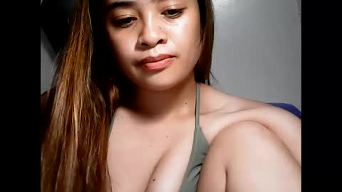 Snapshot of hottie_asianbabe chatting on 01/15/25, 11:53 Leen online show from 01/15/25, 11:53