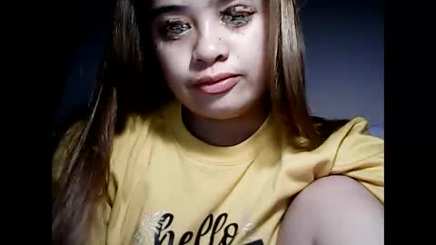 Snapshot of hottie_asianbabe chatting on 01/22/25, 12:06 Leen online show from 01/22/25, 12:06