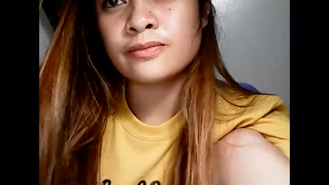 Snapshot of hottie_asianbabe chatting on 01/28/25, 12:11 Leen online show from 01/28/25, 12:11