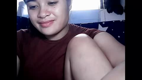 Snapshot of hottie_asianbabe chatting on 09/10/25, 02:00 Leen online show from 09/10/25, 02:00