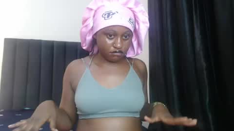 Ella online show from 07/05/26, 10:39