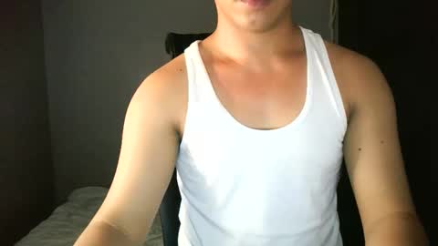 Snapshot of hottie_kyle69 chatting on 03/21/26, 12:21 hottie_kyle69 online show from 03/21/26, 12:21