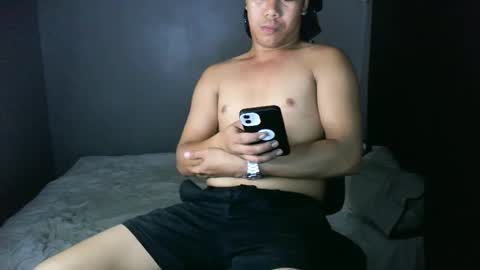 Snapshot of hottie_kyle69 chatting on 03/22/26, 06:22 hottie_kyle69 online show from 03/22/26, 06:22