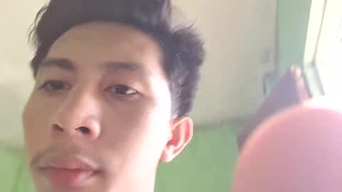 Snapshot of hottie_kylexx chatting on 10/26/25, 05:57 Asian creamycumxx online show from 10/26/25, 05:57