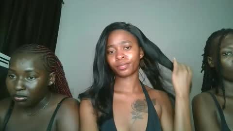 hottie_mistie online show from 04/16/26, 09:15