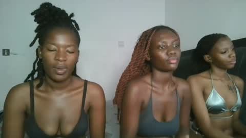 hottie_mistie online show from 06/25/26, 05:23