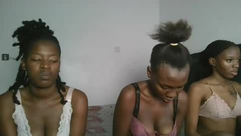 hottie_mistie online show from 06/25/26, 06:45