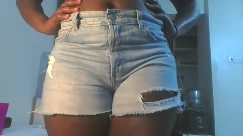 vera online show from 11/08/25, 07:41