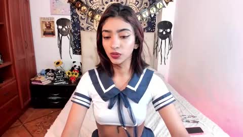 Snapshot of hottie_veronica chatting on 10/31/25, 11:28 Veronica independent model online show from 10/31/25, 11:28