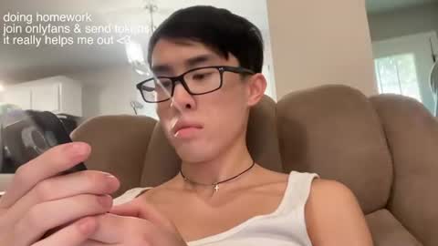 hottiewithabody101 online show from 07/10/26, 04:31