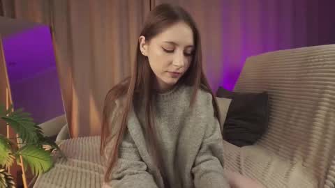 hottpeachh online show from 10/04/25, 05:33